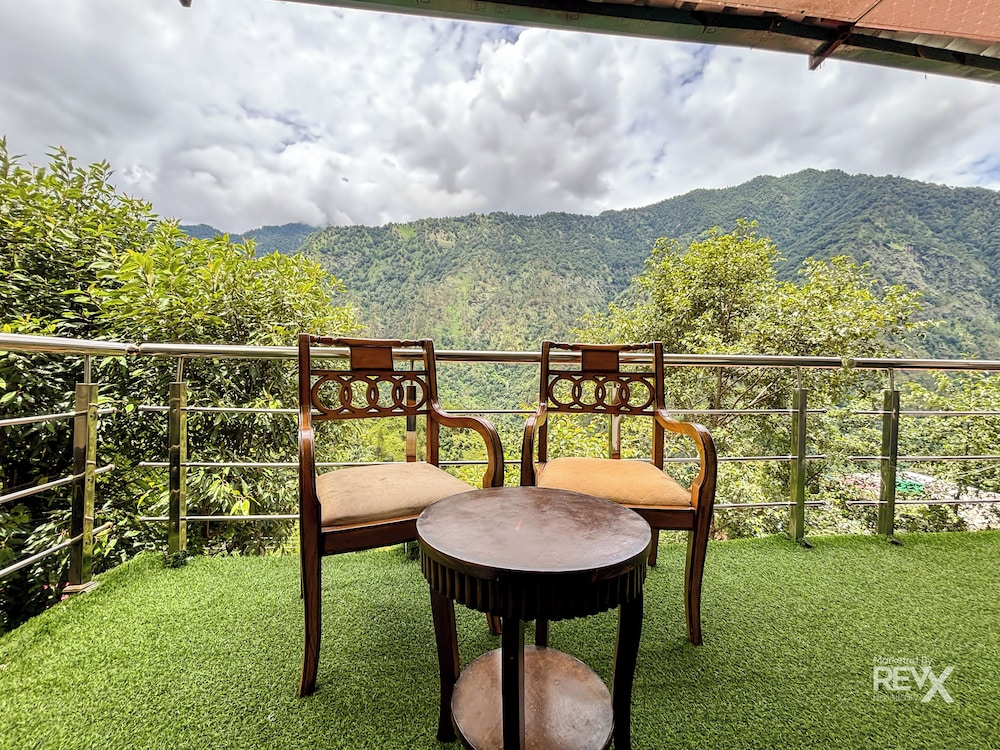 The Sona Heli Resort