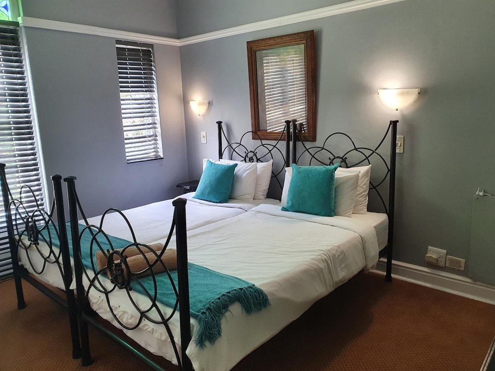 Knysna Wayside Inn