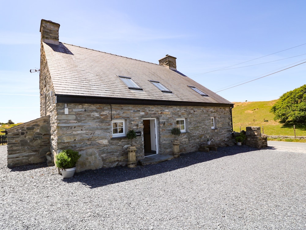 Garth Morthin The Farmhouse