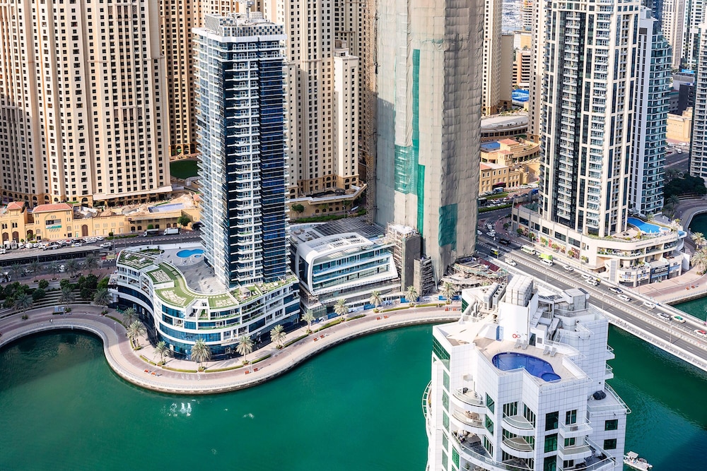 Marriott 1BR Apartment with Marina View