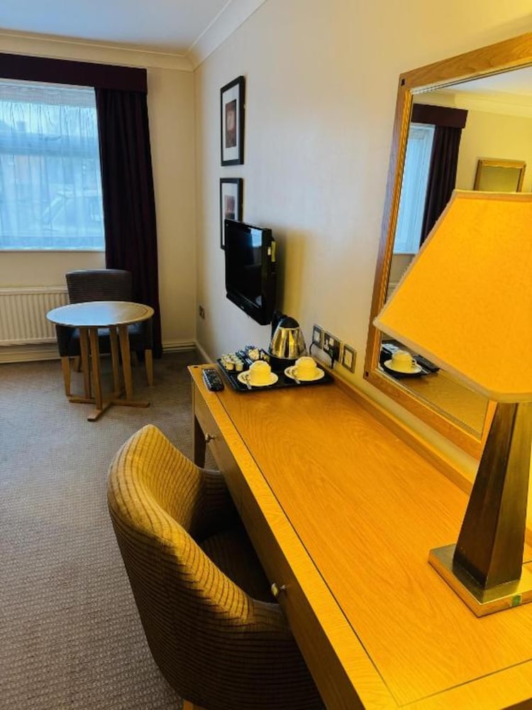 Leicester Vacations - OYO Blaby Westfield Hotel - Property Image 5
