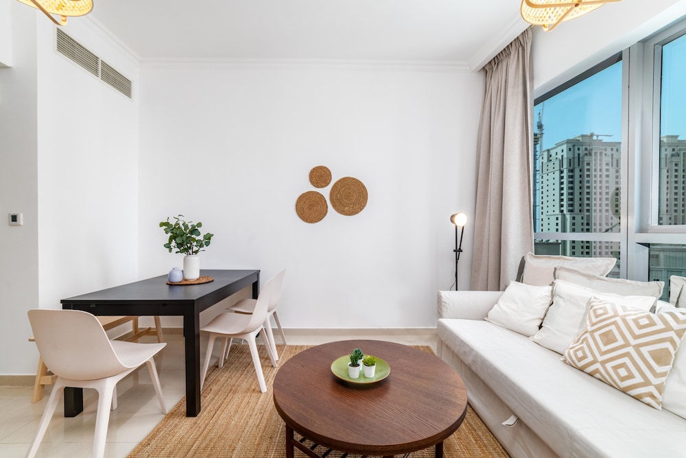 Dream Inn Dubai Bay Central
