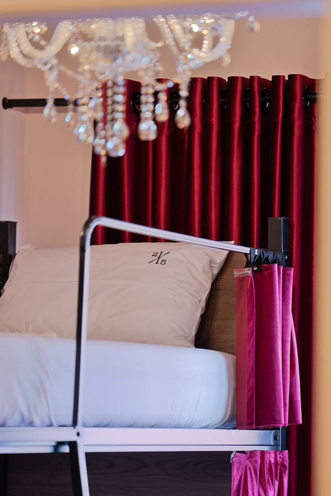 2115 Boutique Hostel