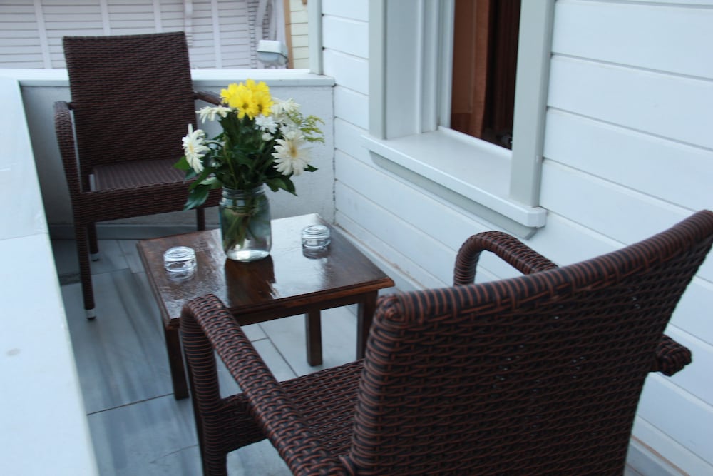 Jasmine Daire - Image 6