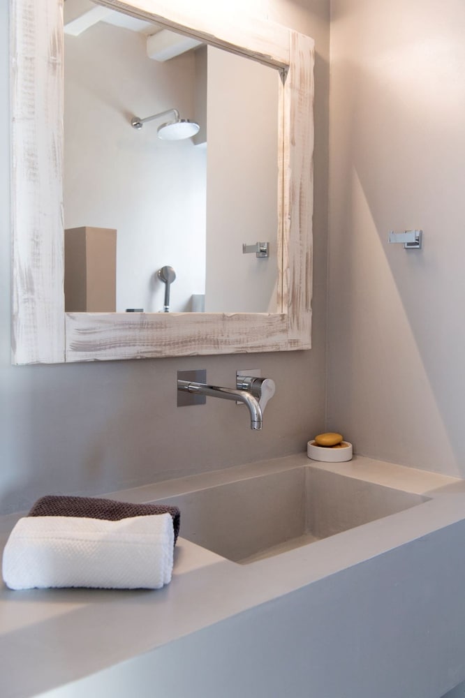 Rising Sun sea View Villa Near the Beach Paros