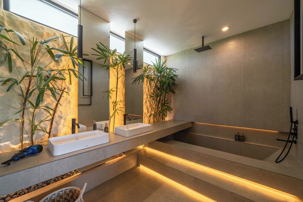The Luminous Villa Uluwatu