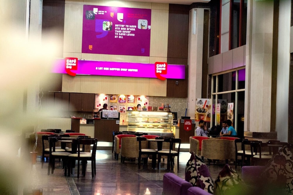 Food & Beverage