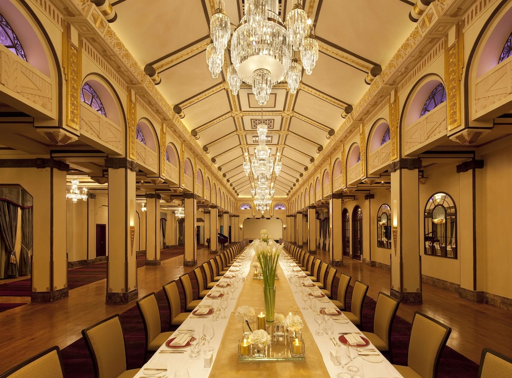 Fairmont Peace Hotel on the Bund 107