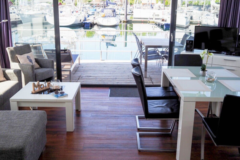 Hausboot in Boltenhagen