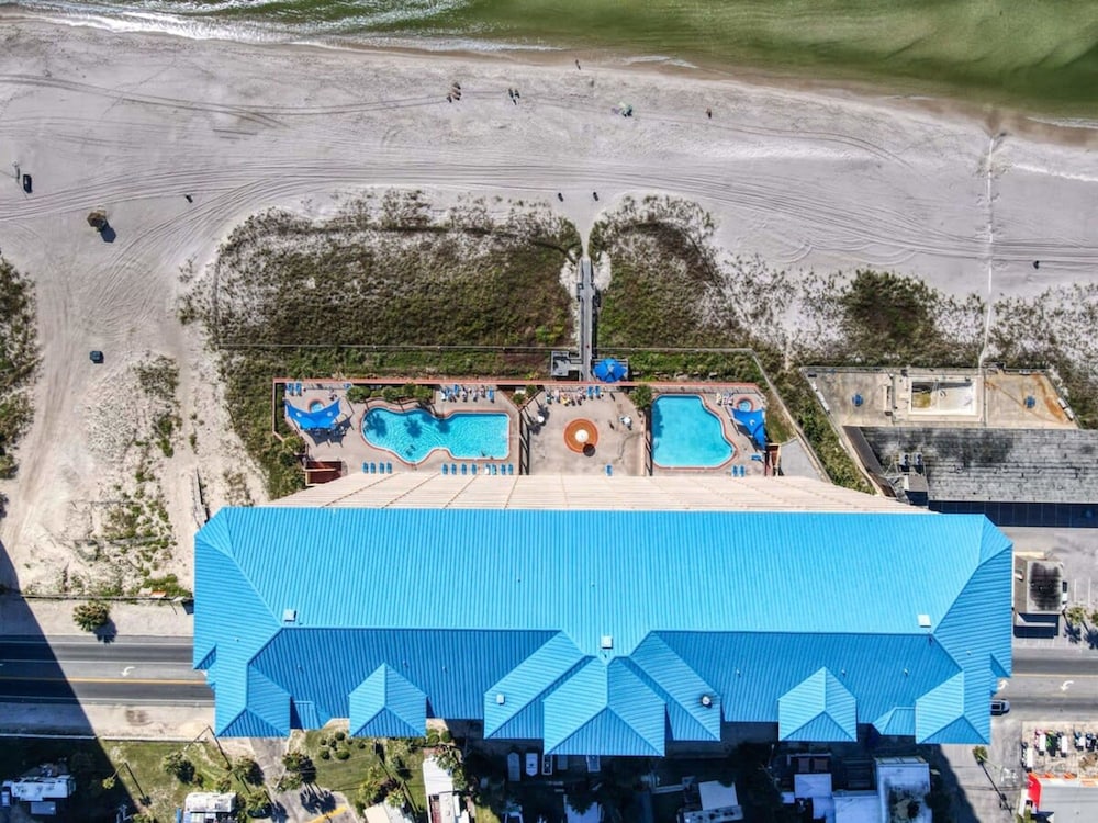Coastal Condo 707 by Brightwild Beachfront