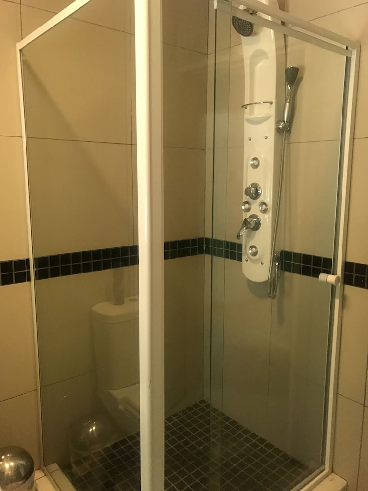 EMMY Guesthouse