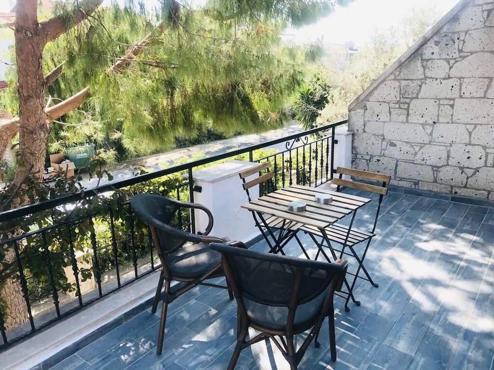 Fizzio Alaçatı Hotel - Image 31