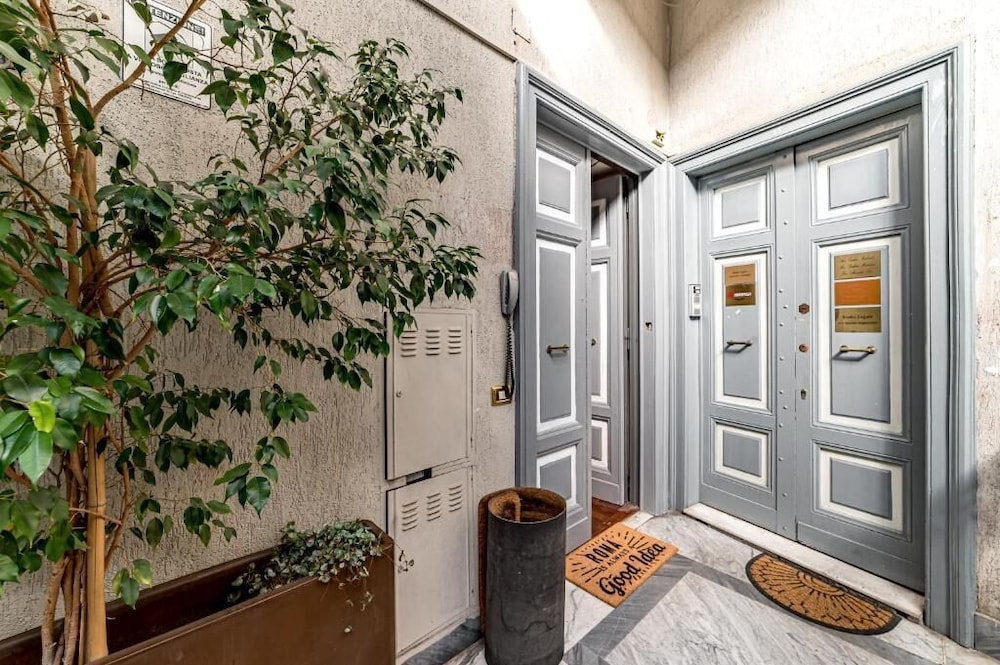 Dama Opera Elegantia Rooms