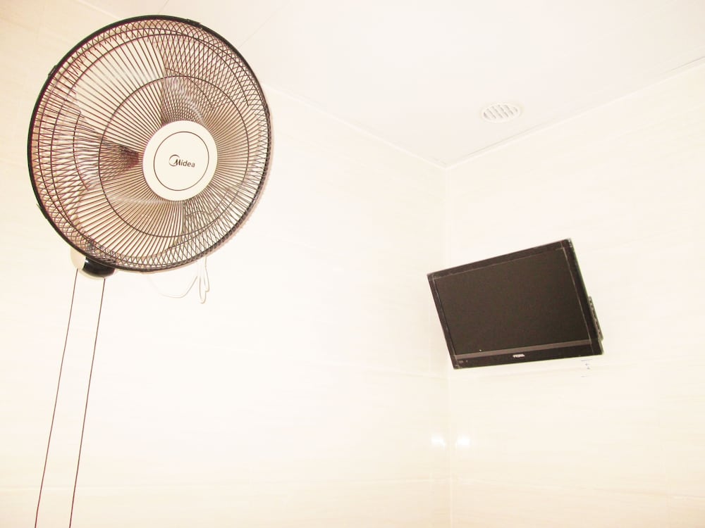 New Shanghai Guest House - Image 5