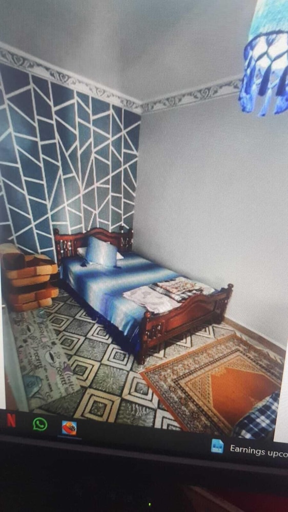 aline hostel