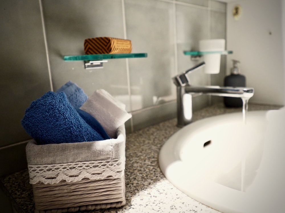 Comoda Casa dell'Agnello zona Acquario photo 4