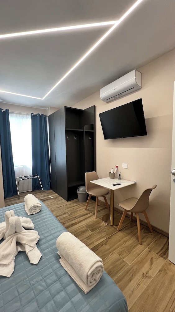 Raffaelli Suite