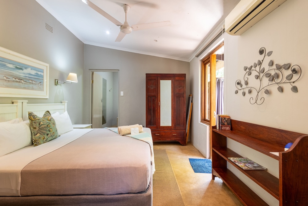 Ngoye Lodge