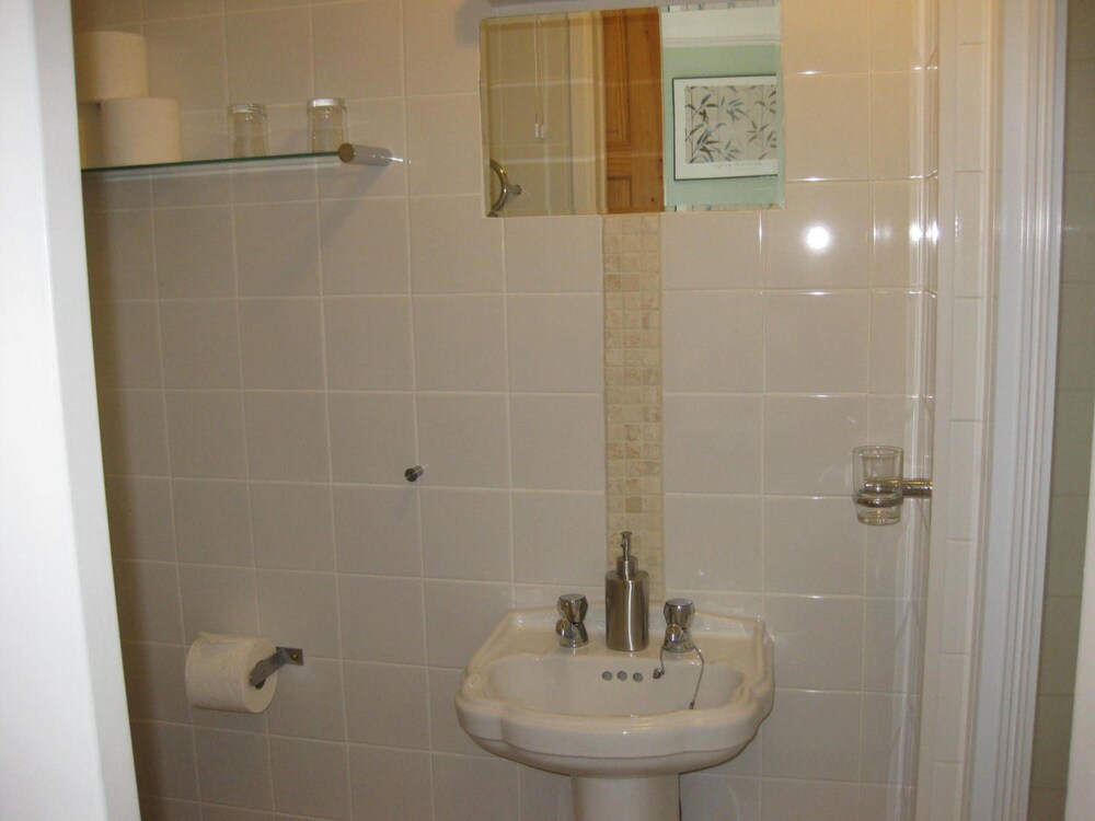Acorns Guest House