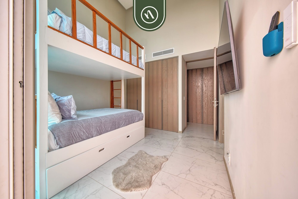 Apartments with Beach Access