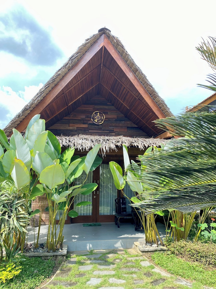Omnni Villa Borobudur