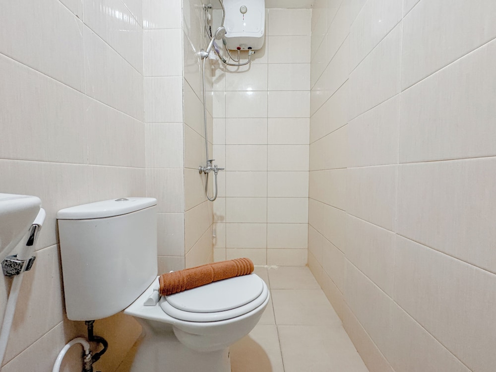 Cozy Stay And Best Value Studio At Tamansari Prospero Apartment