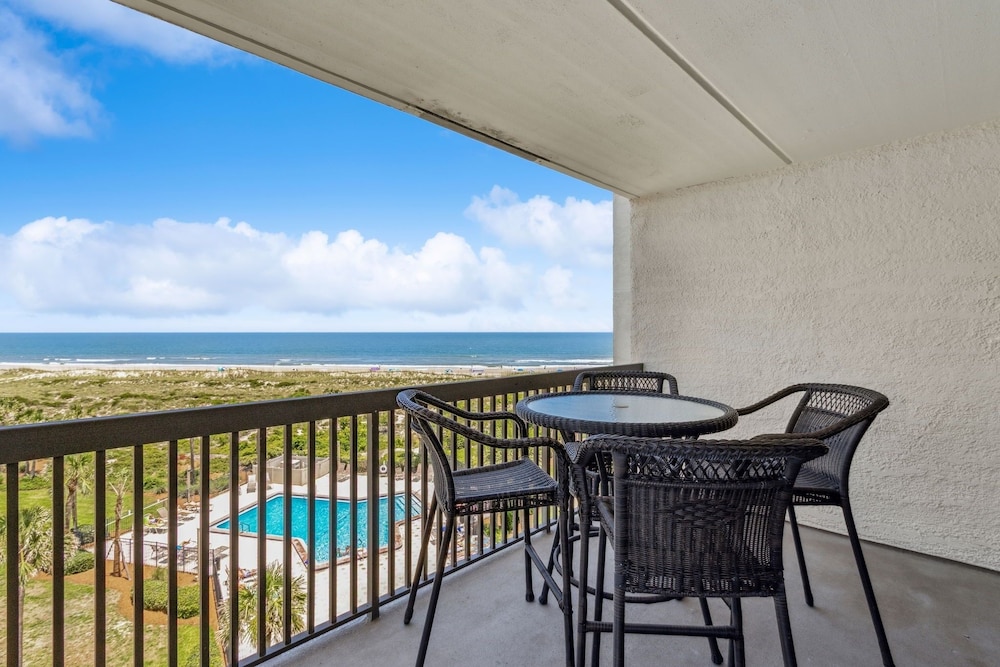 Surf And Racquet Club B149 2 Bedroom Condo