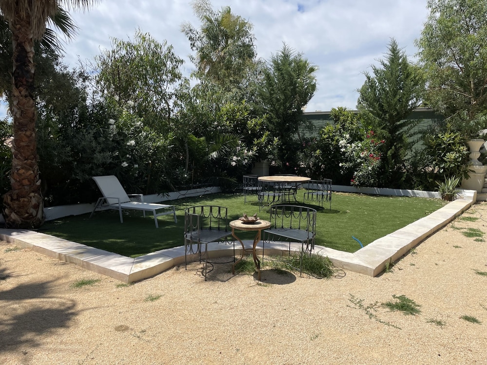 Chambre Luxe Piscine Jardin vue Palmeraie Cuisine