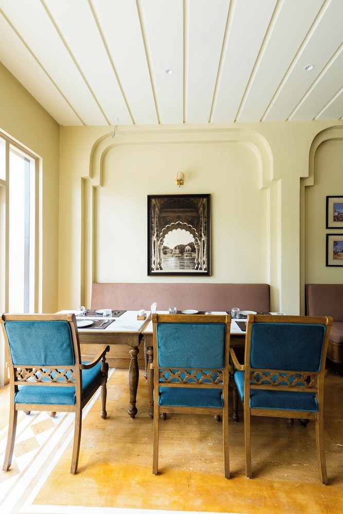 DEV BAGH LUXURIOUS PRIVATE SUITES