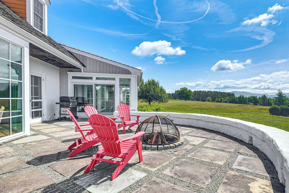 Expansive Retreat on 280 Acres in Lake Placid!