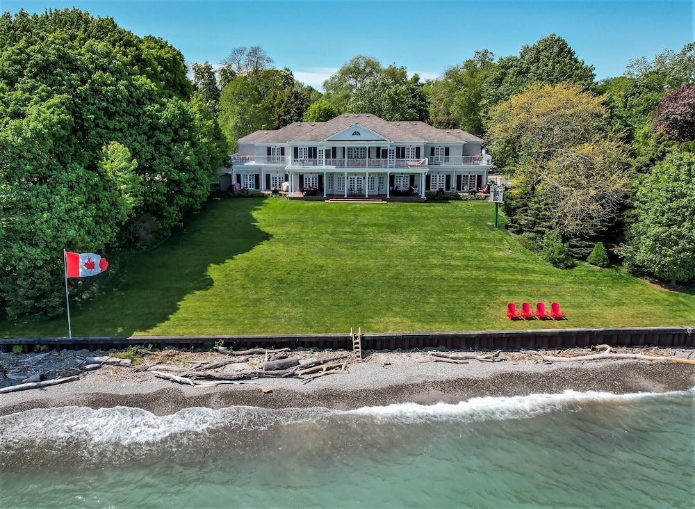 Somerset Bed and Breakfast - Image 1