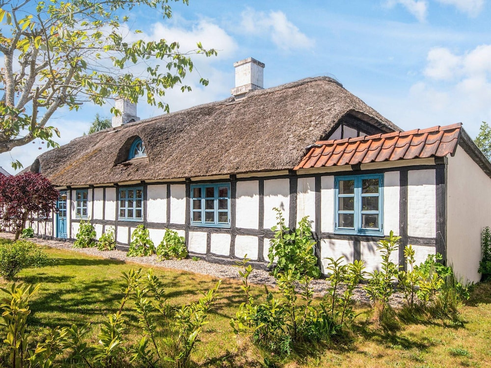 Charming Renovated Cottage - By Traum Ferienwohnungen