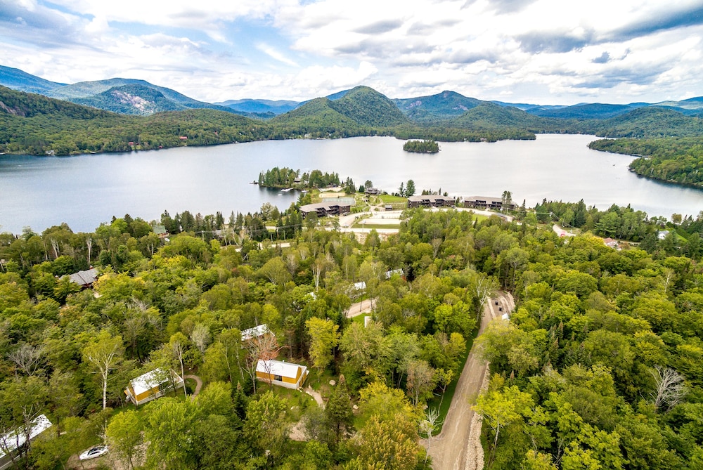 Fraternité-sur-Lac by Location ADP