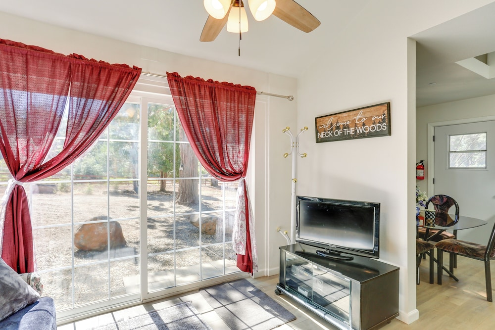 Private Horse Stall: Unplug at Shingletown Home!