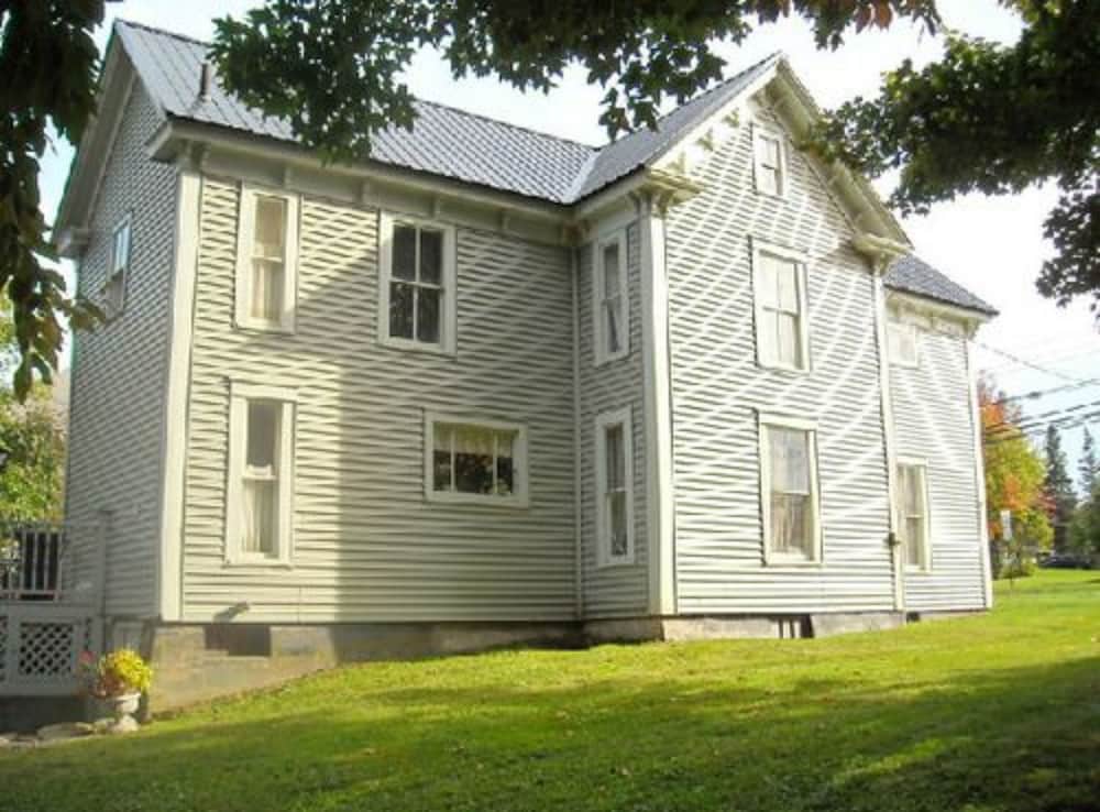 Calais Crossing B&B