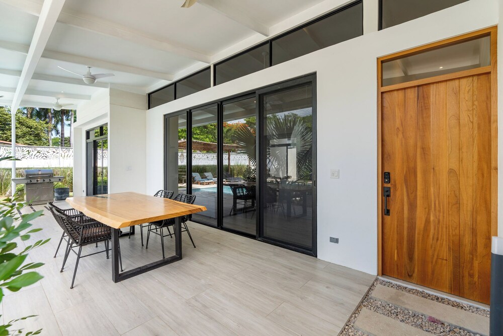 Sprawling Modern Property with a Tranquil Outdoor Living Space, swimming pool, and a private Casita