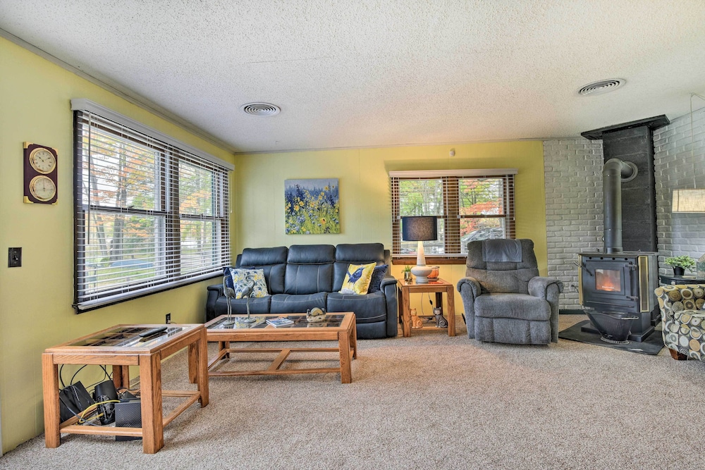 Charming Gladwin Family Cottage - Indian Lake