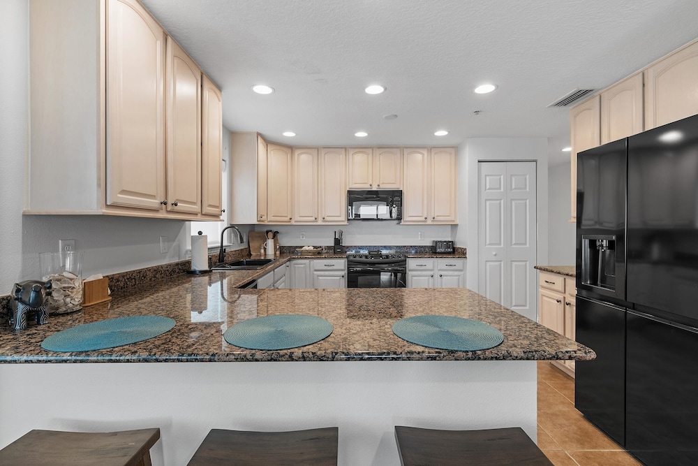 Atlantic Villas 402