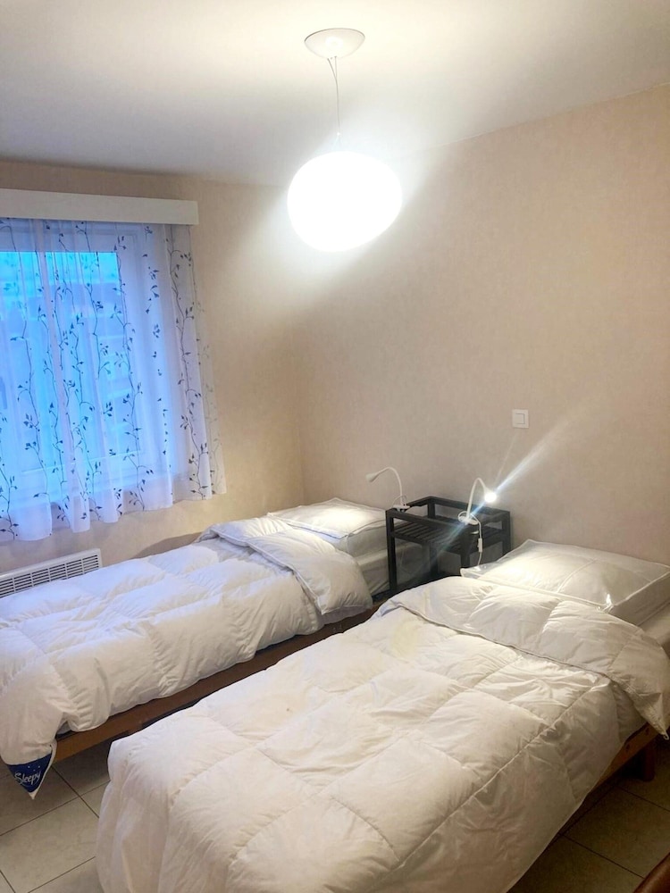 Cozy 2-bedroom Apartment Near Koksijde Beach