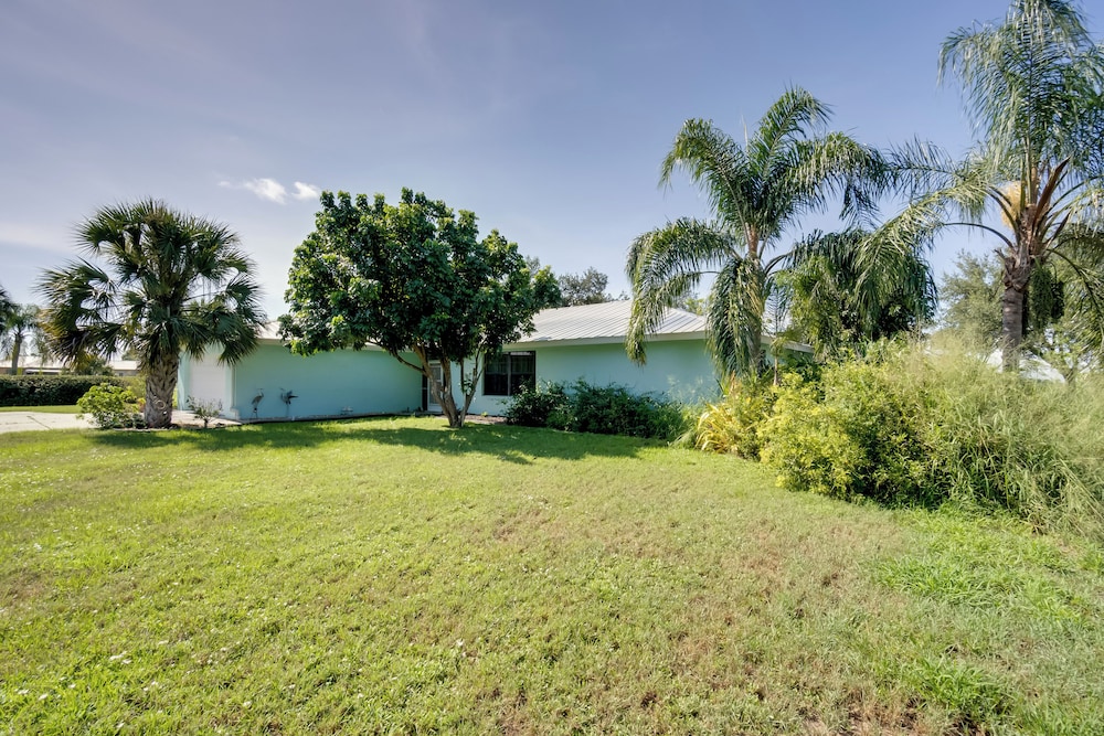Heated Pool + Lanai: Peaceful Punta Gorda Stay