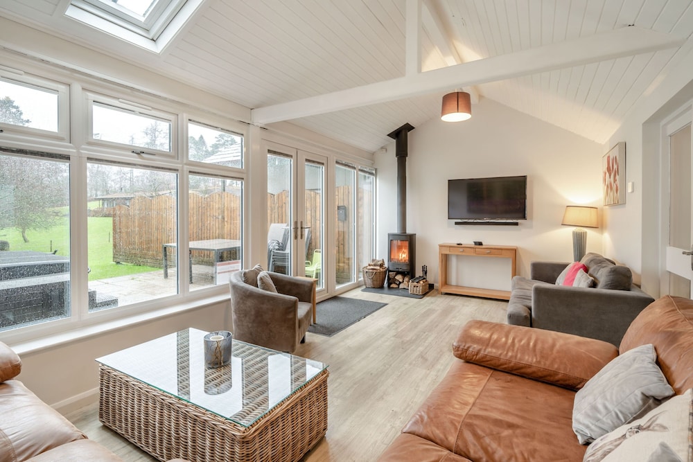 Hazel - Woodland Cottages