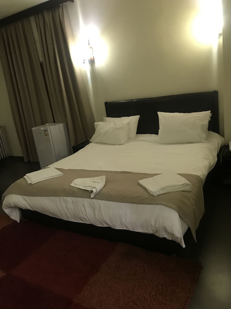 Alpine hotel cedars view 4