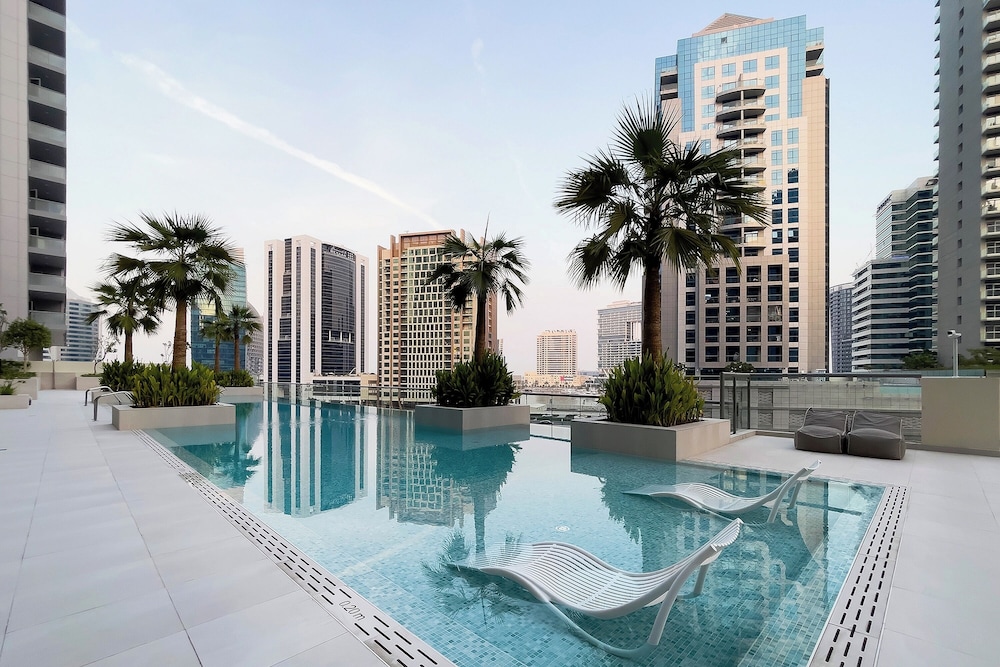 Excellent 2BR at Sterling Business Bay