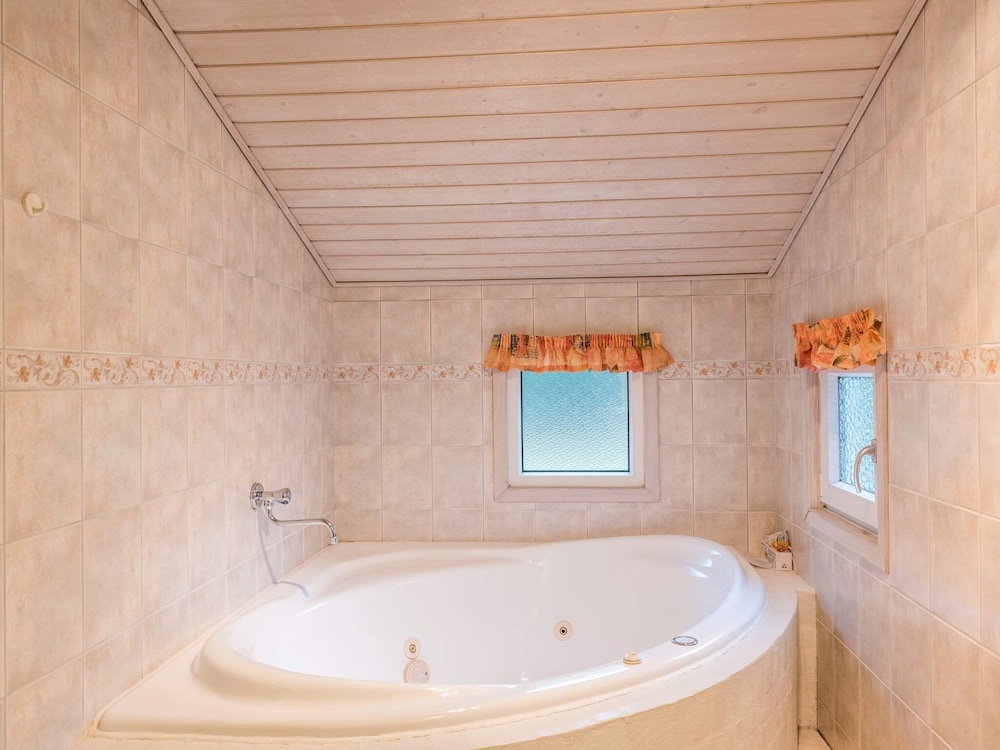 8 Person Holiday Home in Blavand view 3