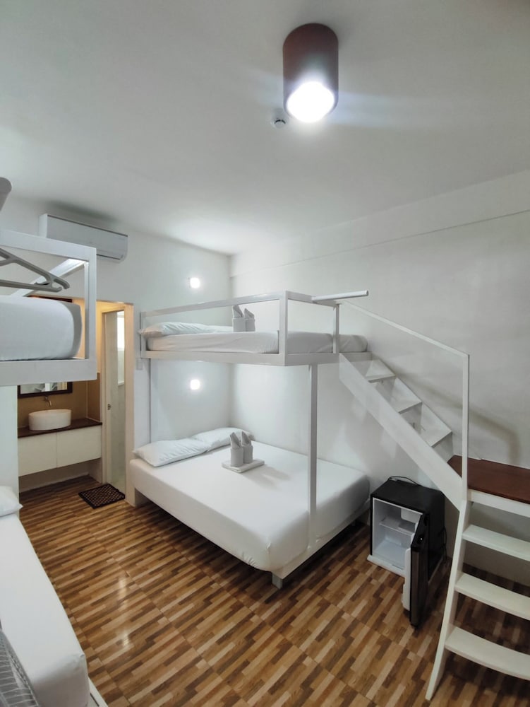 DMC Condotel