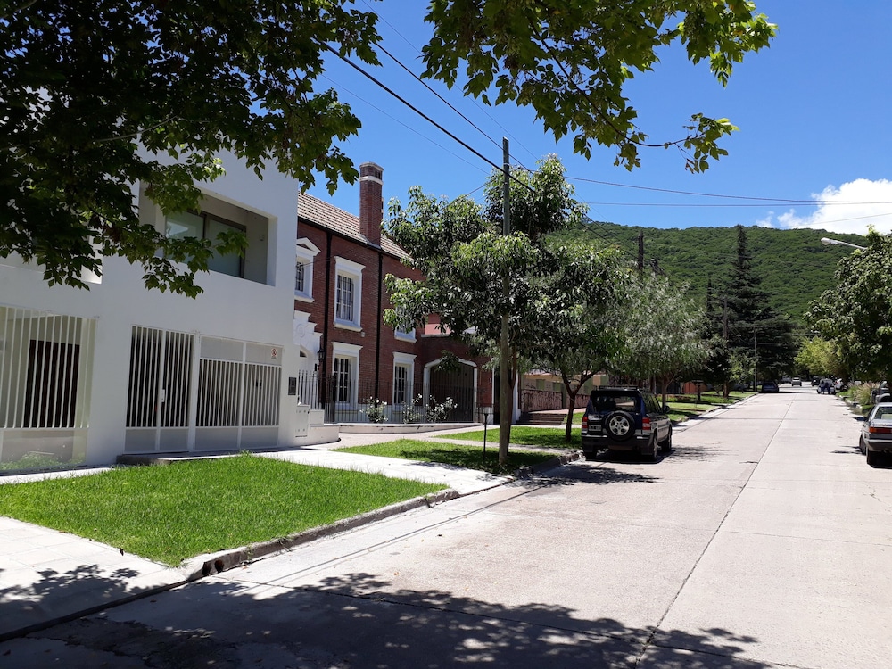 Casa En Tres Cerritos