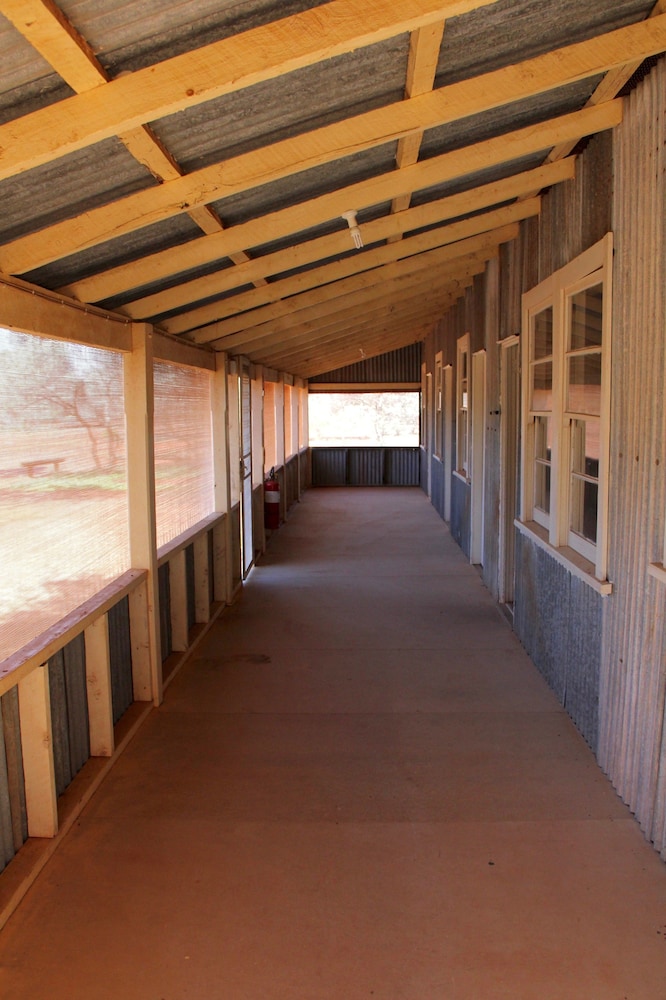 Gundabooka Cottages