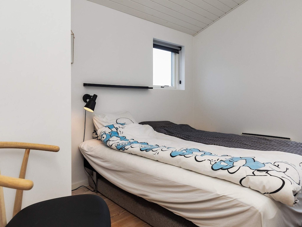6 Person Holiday Home in Blavand view 4