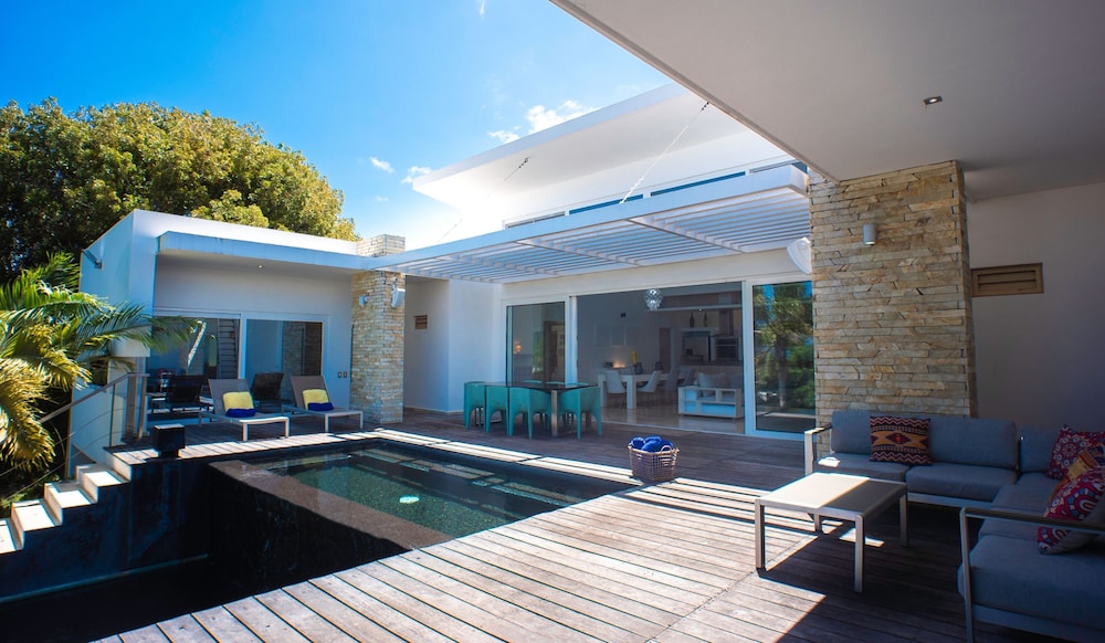 Villas Agua Dulce