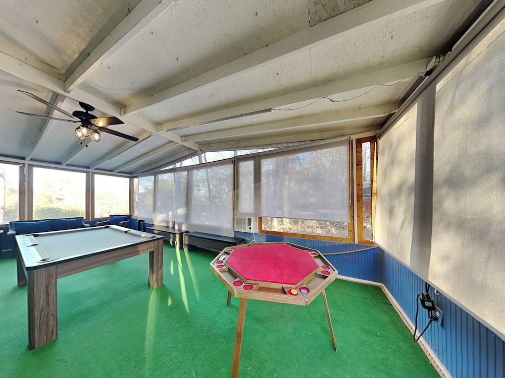 Emerald Cove by Jackson Mountain Rentals